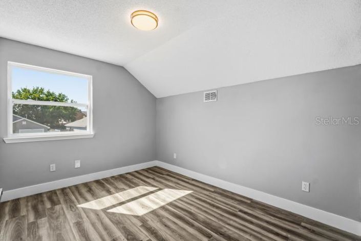 Image No.18-Maison de 4 chambres à vendre à Saint John