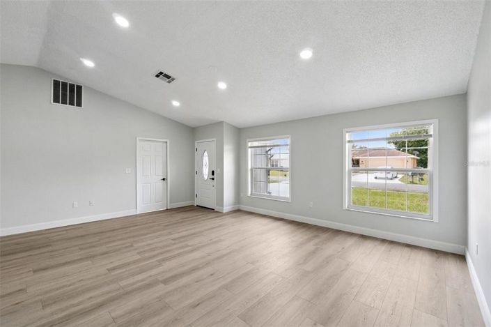 Image No.5-Maison de 3 chambres à vendre à Saint John