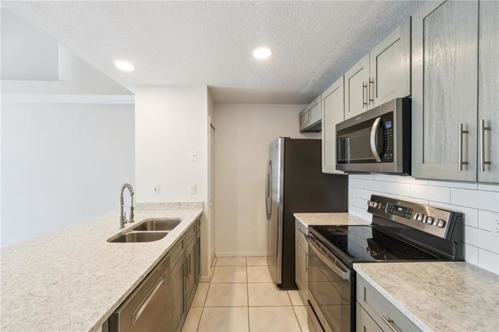 Image No.7-3 Bed Apartment for sale