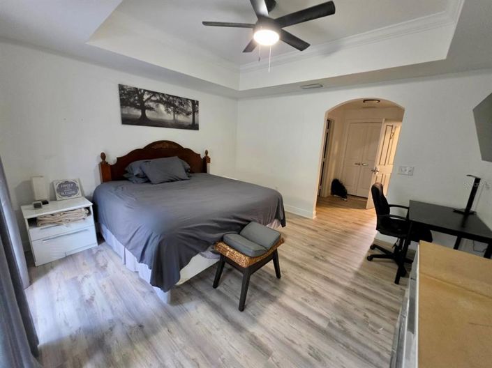 Image No.12-3 Bed Apartment for sale