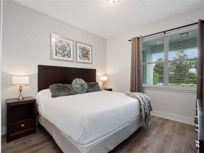 Image No.29-6 Bed House for sale