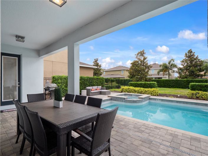 Image No.3-6 Bed House for sale