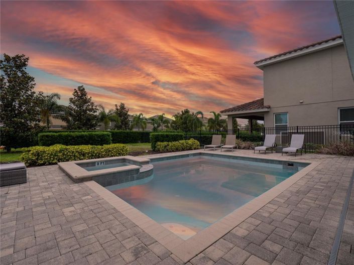 Image No.33-6 Bed House for sale