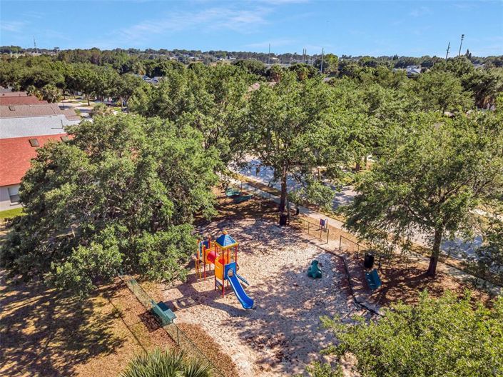 Image No.45-4 Bed House for sale