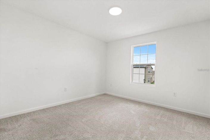 Image No.11-5 Bed House for sale