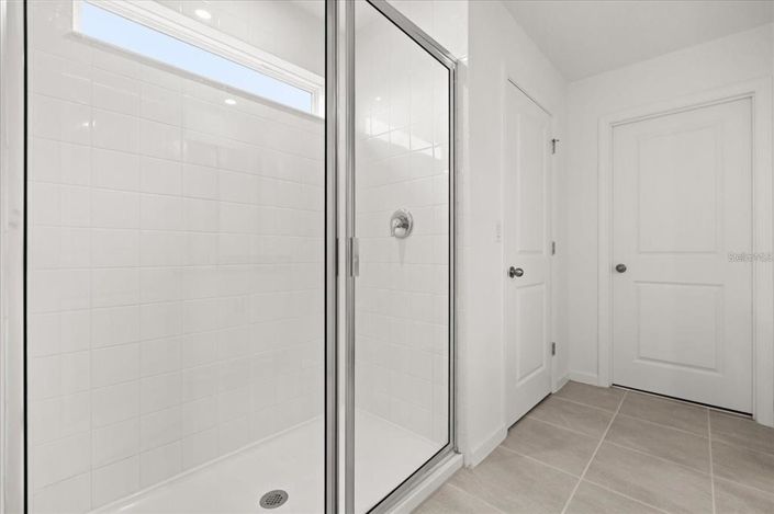 Image No.9-5 Bed House for sale