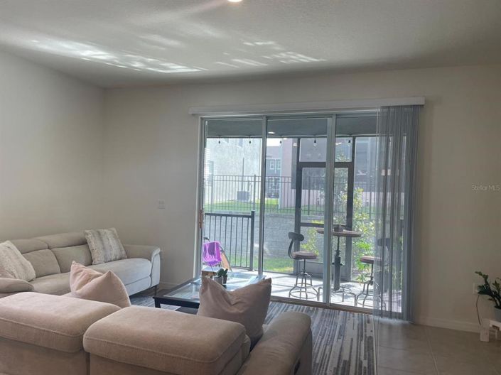 Image No.9-3 Bed Townhouse for sale