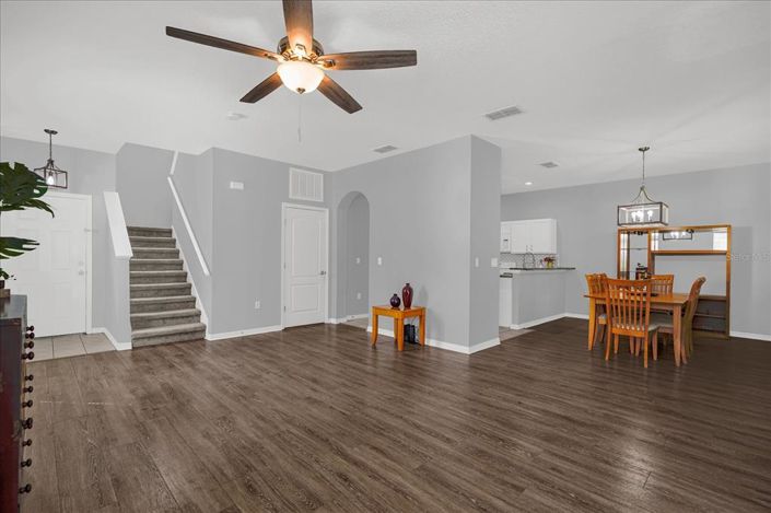 Image No.5-4 Bed House for sale