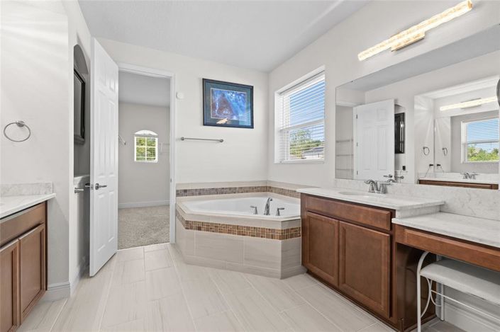 Image No.29-7 Bed House for sale