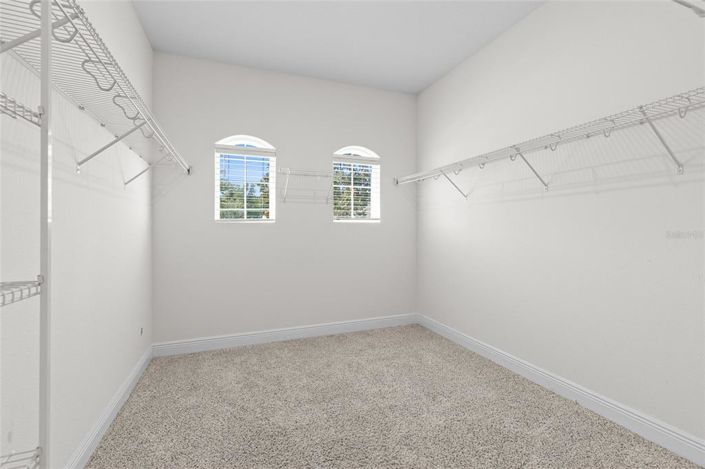 Image No.33-7 Bed House for sale