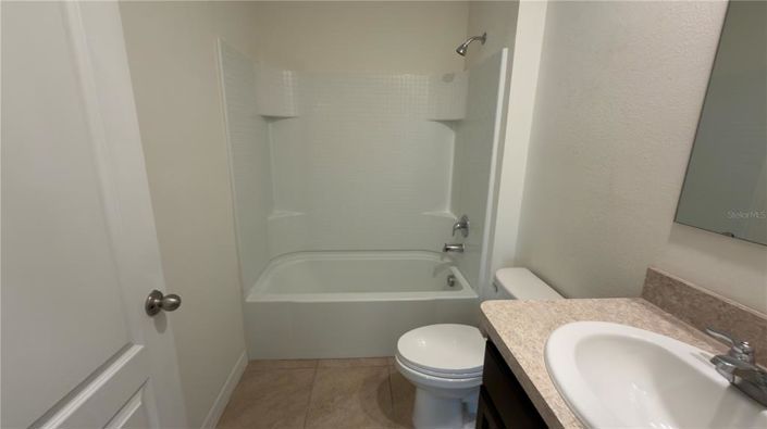 Image No.24-5 Bed House for sale