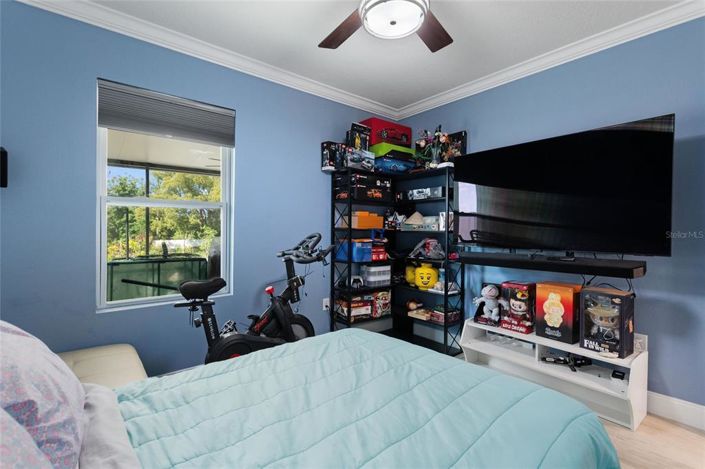 Image No.18-5 Bed House for sale