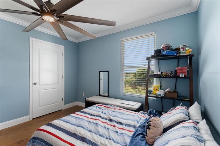 Image No.24-5 Bed House for sale