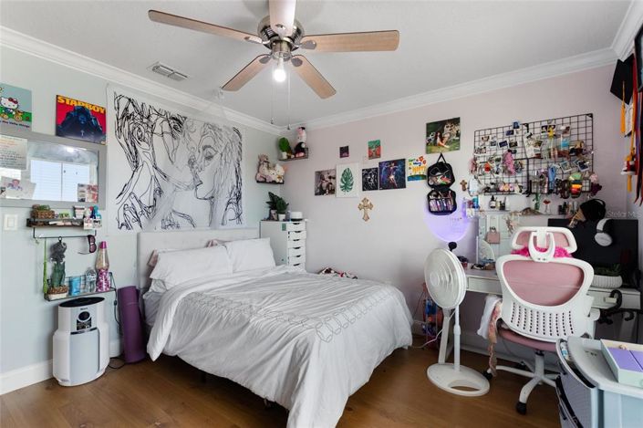 Image No.28-5 Bed House for sale