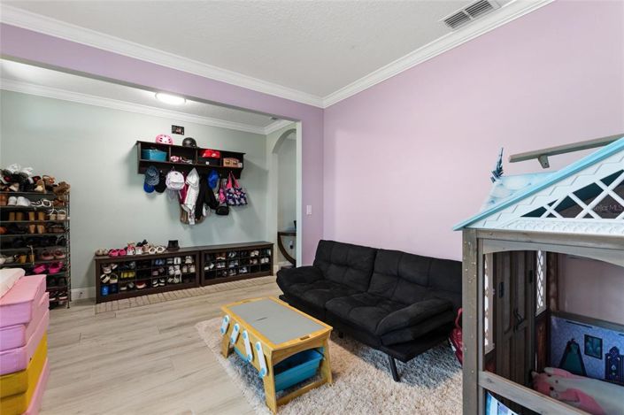 Image No.6-5 Bed House for sale