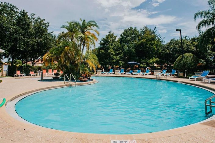 Image No.18-3 Bed Townhouse for sale