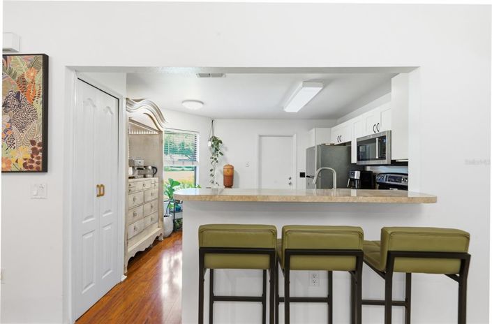 Image No.6-3 Bed House for sale