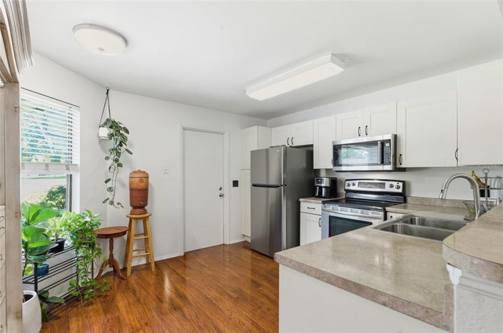 Image No.9-3 Bed House for sale