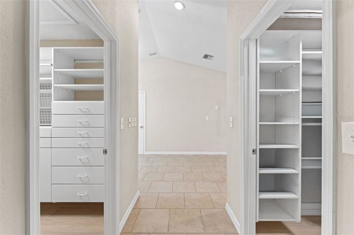 Image No.28-5 Bed House for sale