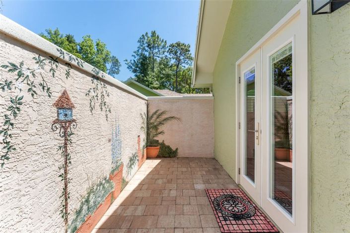 Image No.34-5 Bed House for sale