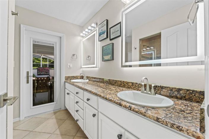 Image No.37-5 Bed House for sale