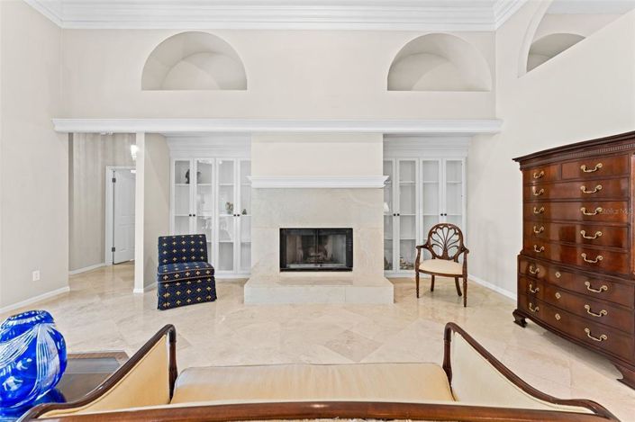 Image No.41-5 Bed House for sale