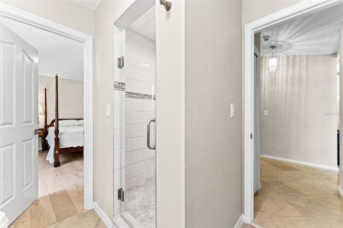 Image No.45-5 Bed House for sale