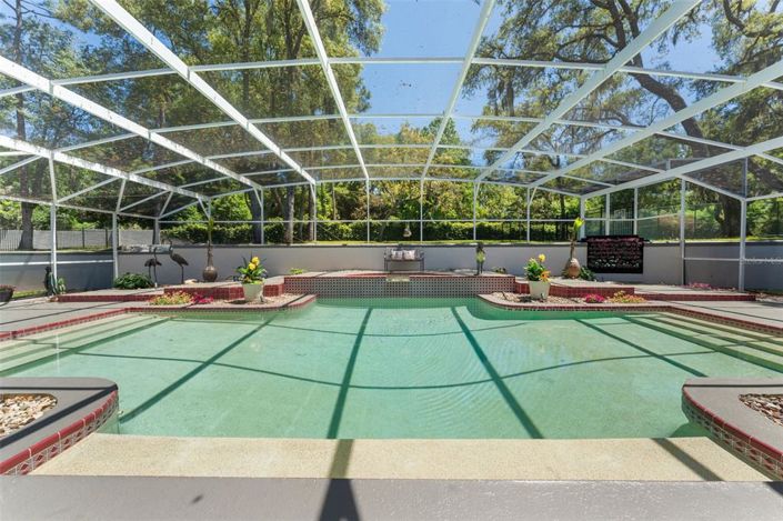 Image No.48-5 Bed House for sale