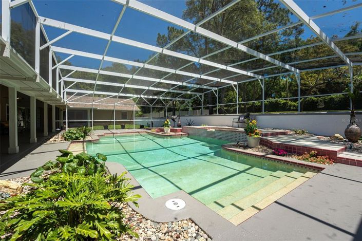 Image No.49-5 Bed House for sale