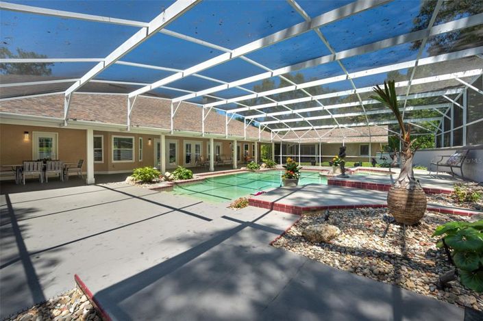 Image No.50-5 Bed House for sale