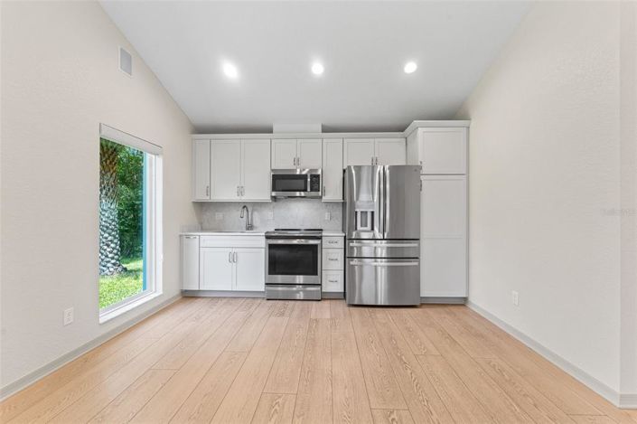 Image No.55-5 Bed House for sale