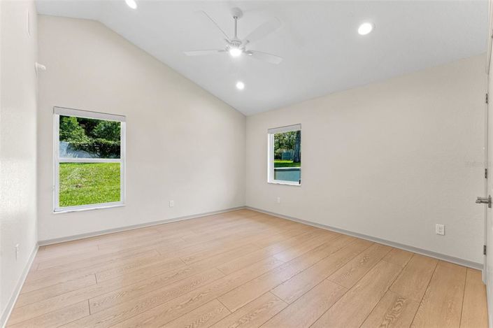 Image No.58-5 Bed House for sale