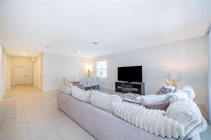 Image No.6-3 Bed House for sale