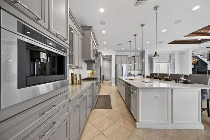 Image No.17-5 Bed House for sale