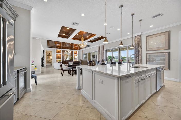 Image No.19-5 Bed House for sale