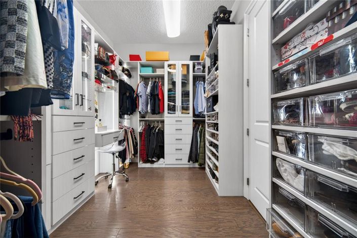 Image No.29-5 Bed House for sale