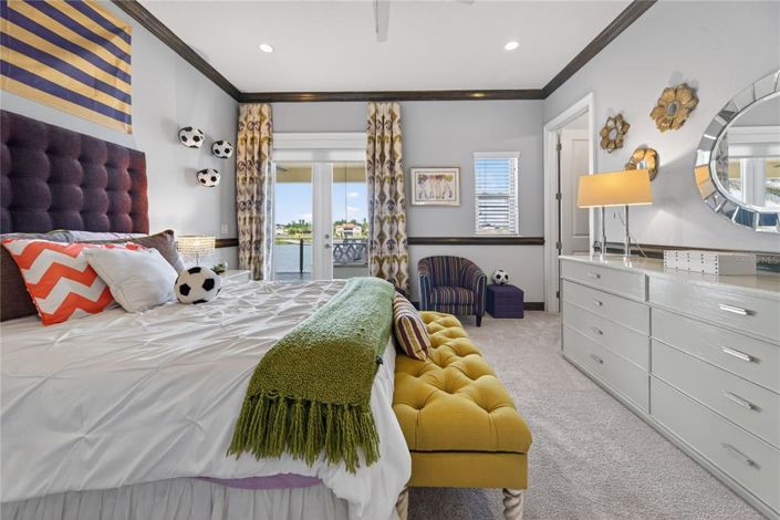 Image No.45-5 Bed House for sale