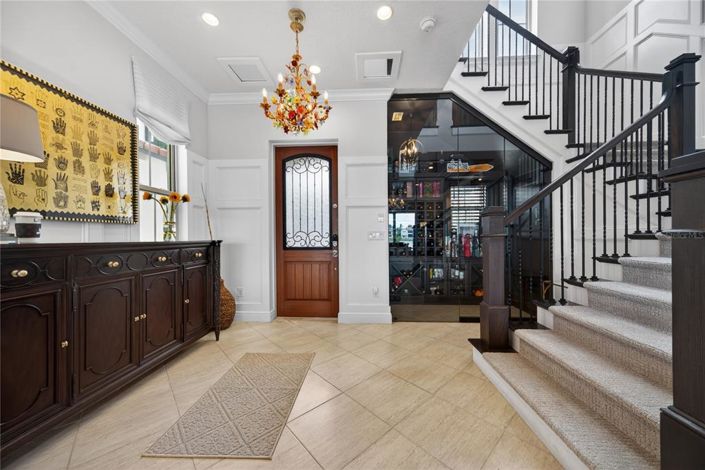 Image No.7-5 Bed House for sale