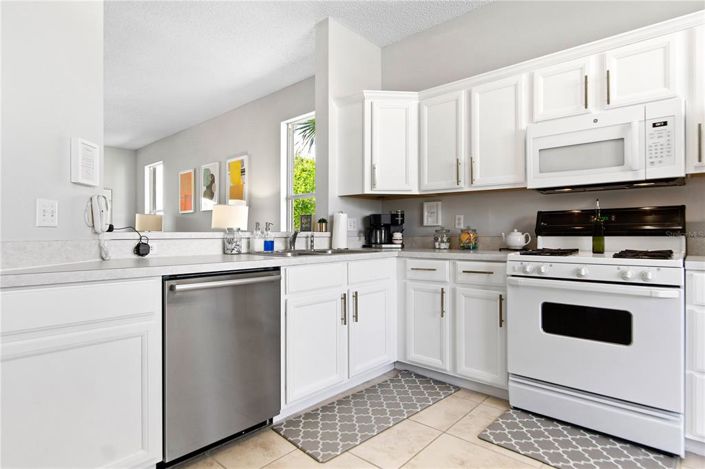 Image No.6-3 Bed House for sale