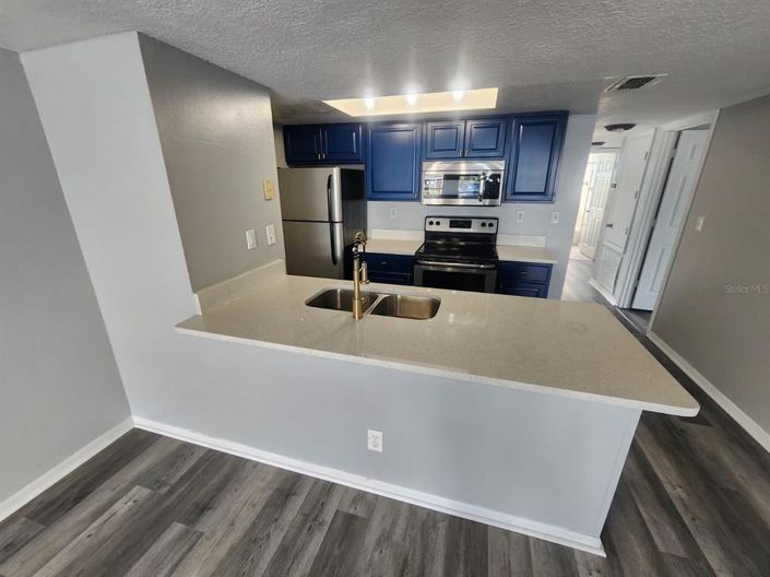 Image No.3-3 Bed Apartment for sale