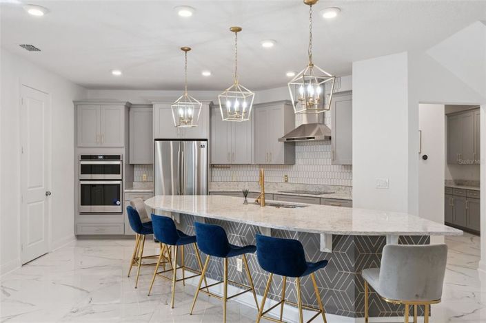 Image No.12-4 Bed House for sale