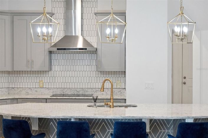 Image No.13-4 Bed House for sale