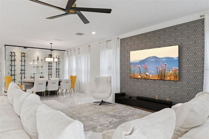 Image No.20-4 Bed House for sale