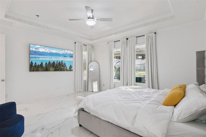 Image No.26-4 Bed House for sale