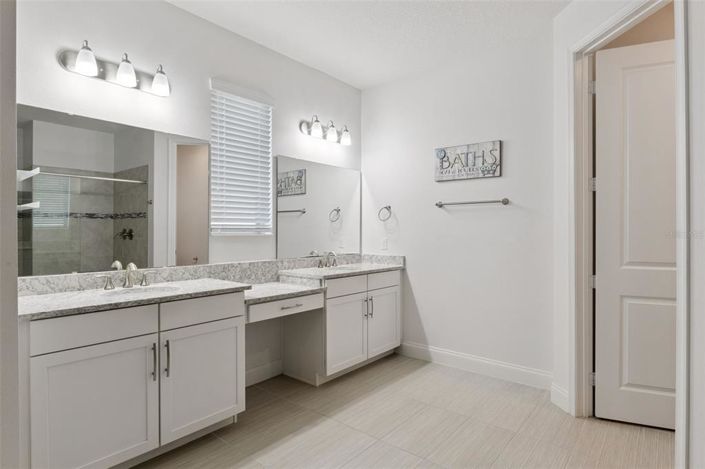 Image No.29-4 Bed House for sale