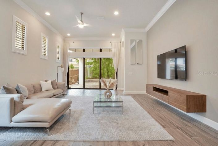 Image No.16-4 Bed House for sale