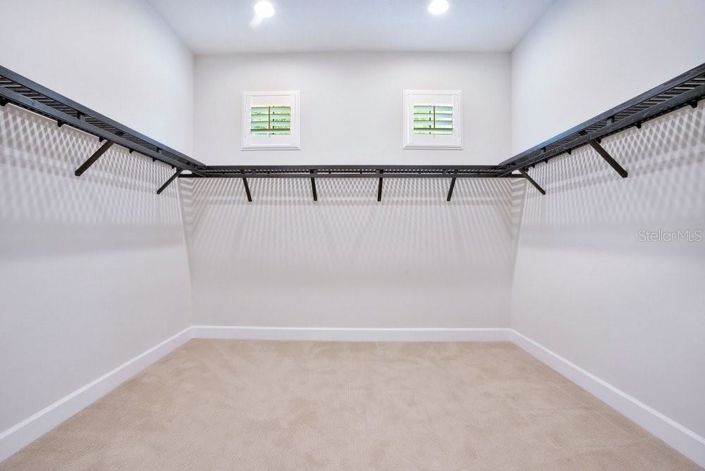 Image No.29-4 Bed House for sale