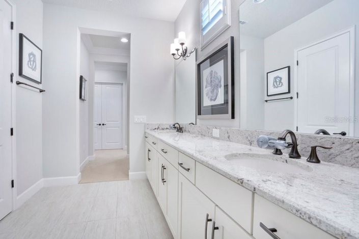 Image No.35-4 Bed House for sale