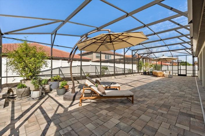 Image No.45-5 Bed House for sale