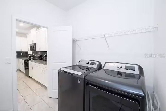 Image No.9-5 Bed House for sale